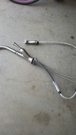 Kitchen faucet