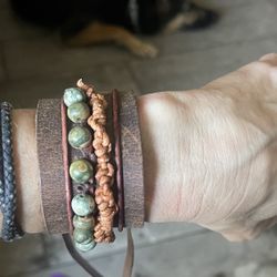  Bracelet 