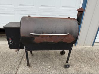 Traeger smoker grill bbq