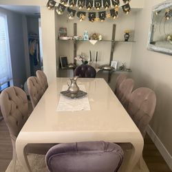 Italian Style Lacquer Dining Table Set with 8 Velvet Chairs