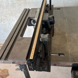 sawstop router table