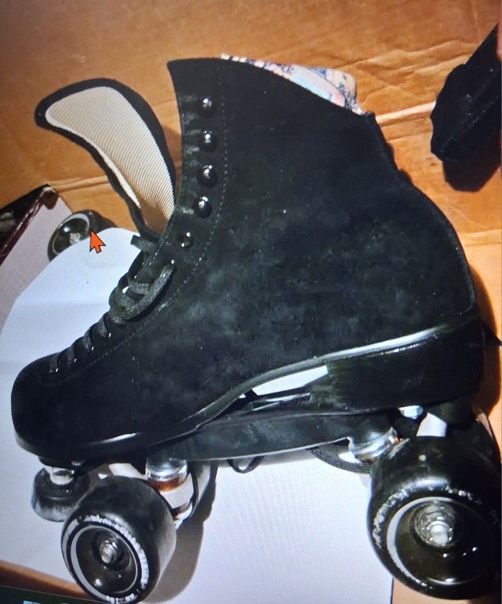 Moxi Skates