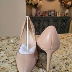 Women’s high heels