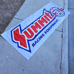 Summit Banner