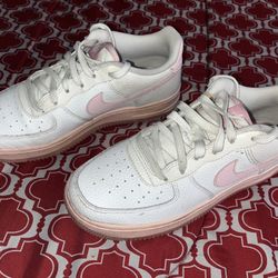 Nike Youth White & Pink  5.5 Y 