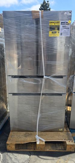 800 Series French Door Bottom Mount Refrigerator 36'' Brushed steel