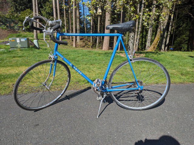 Vintage Schwinn Traveler Blue Road Bike / Bicycle 