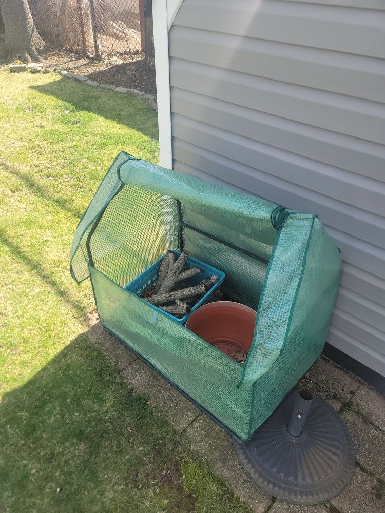 Small Greenhouse