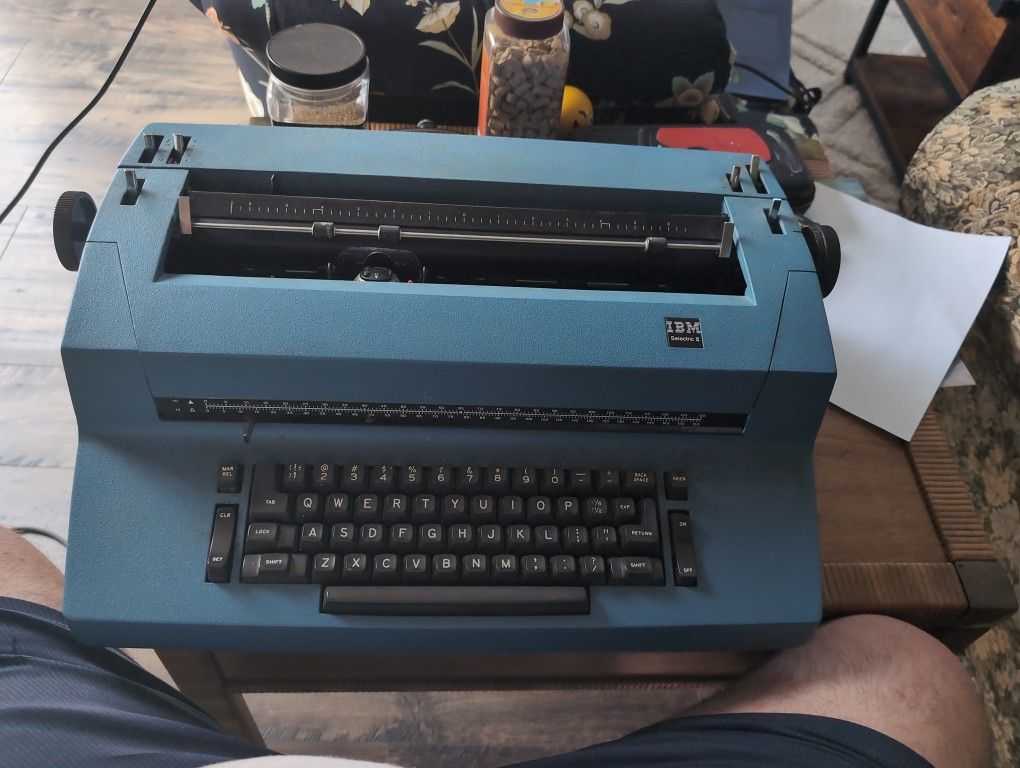 Old IBM Sel 2 Typewriter
