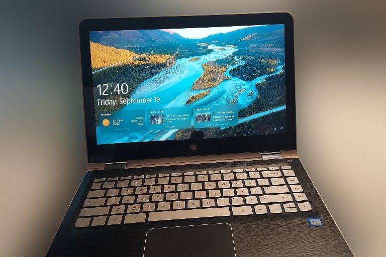 HP Pavillion X³60 M3 Convertible Laptop 13 Inch
8GB RAM 128GB SSD Windows 10 Home