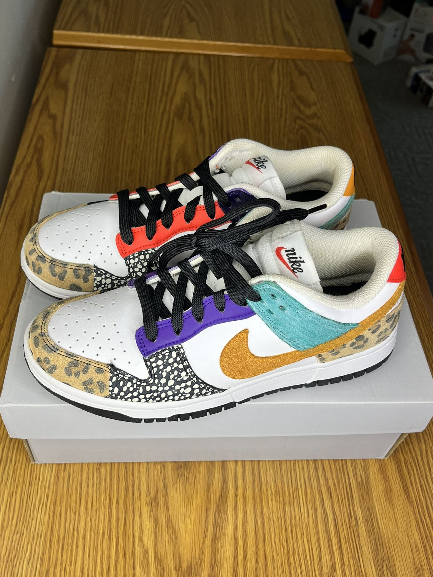 Safari Dunks 