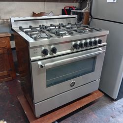 Bertazzoni Italia 5-burner master pro-style MAS365GASXE gas range 36"