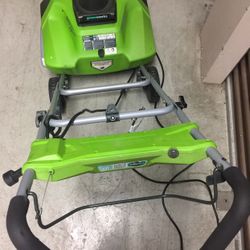 Snow Machine  Removal  Very Good 