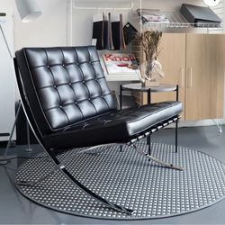 30" PU Leather Barcelona Accent Chair Lounge Chair in Black