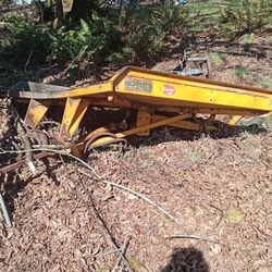 6ft Brush Hog(Needs Repair) 