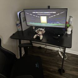 Gaming Monitor And Gaming Desktop With Chair 