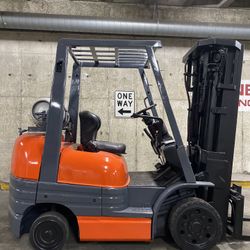 TOYOTA forklift for sale 5500 lb 
