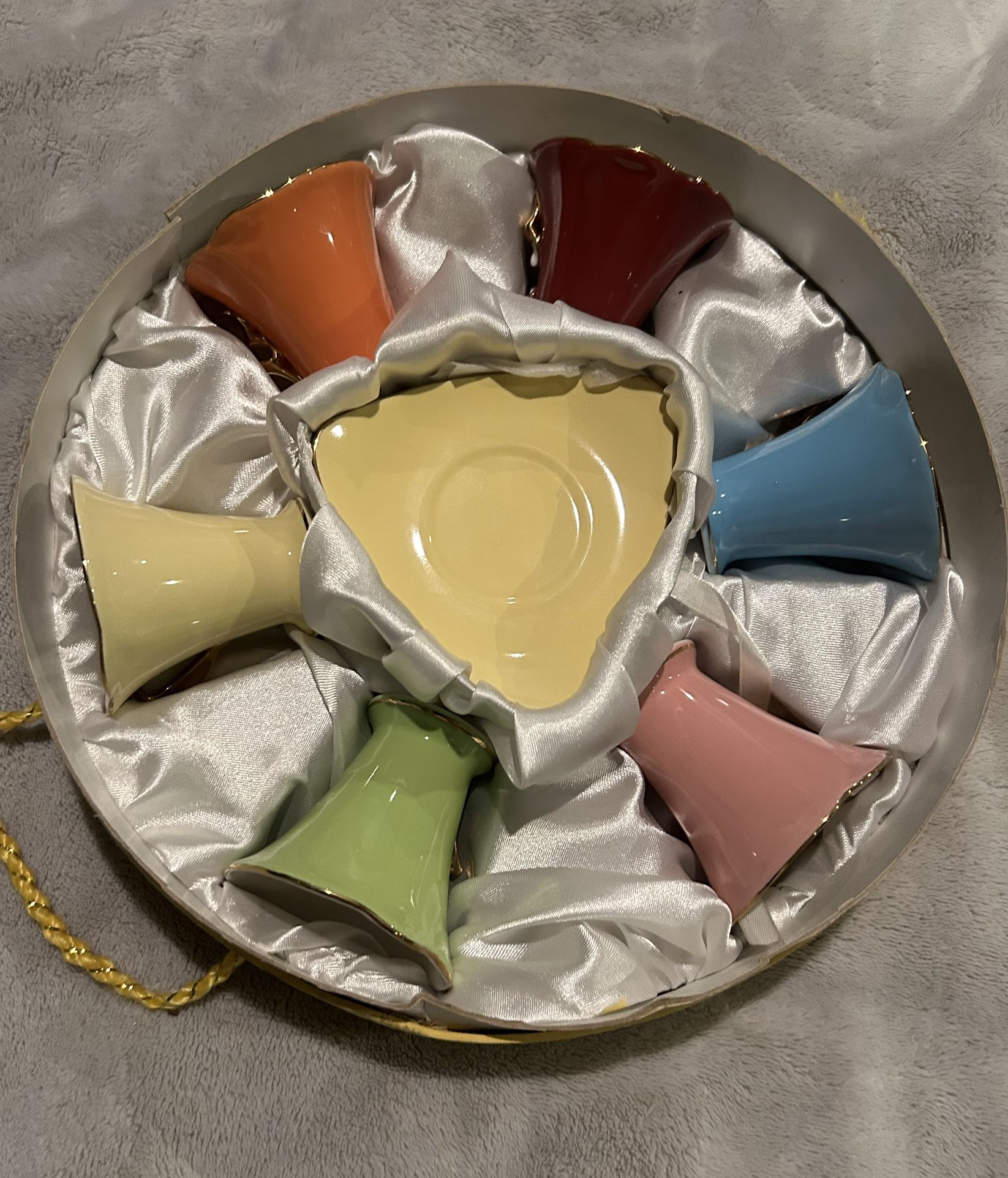 Vintage GNA Fine porcelain cup and saucer Tea set/ Espresso Made in Italy. 