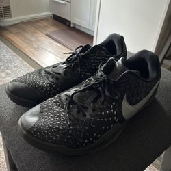 Kobe Bryant Shoes Size 12