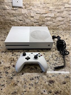 Microsoft Xbox One S 500GB Console 1681 White Video Game System