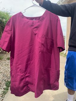 Scrub top(2XL)and bottoms(2XL)