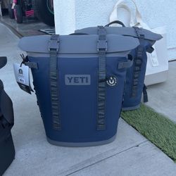YETI BACKPACK COOLER
