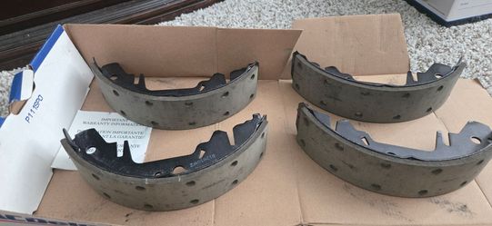 ACDelco DuraStop Brake Shoes 17714R for Town & Country 3.3 Rear