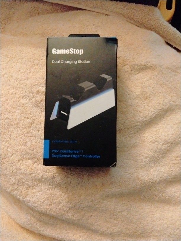GameStop PS5 Dual Charging Station