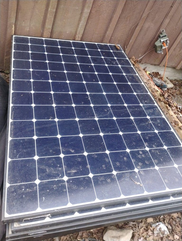 327 Watts Panel Sun Power  Solar 