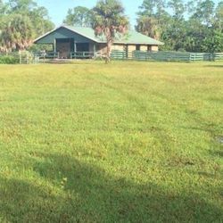 Horse Boarding Offered