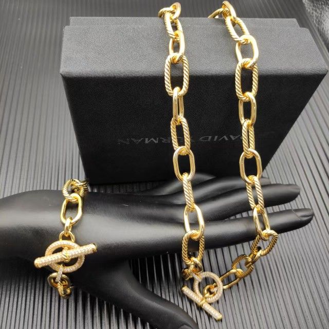David golden necklace
