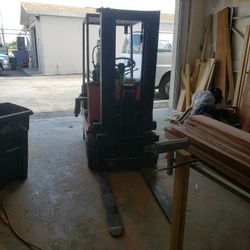 Toyota Forklift 