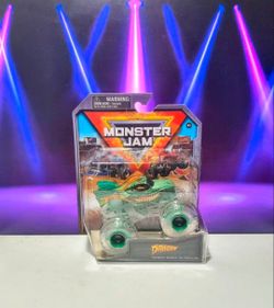 MONSTER JAM SERIES 37 DRAGON GREEN CHASE TRUCK GHOST CREW