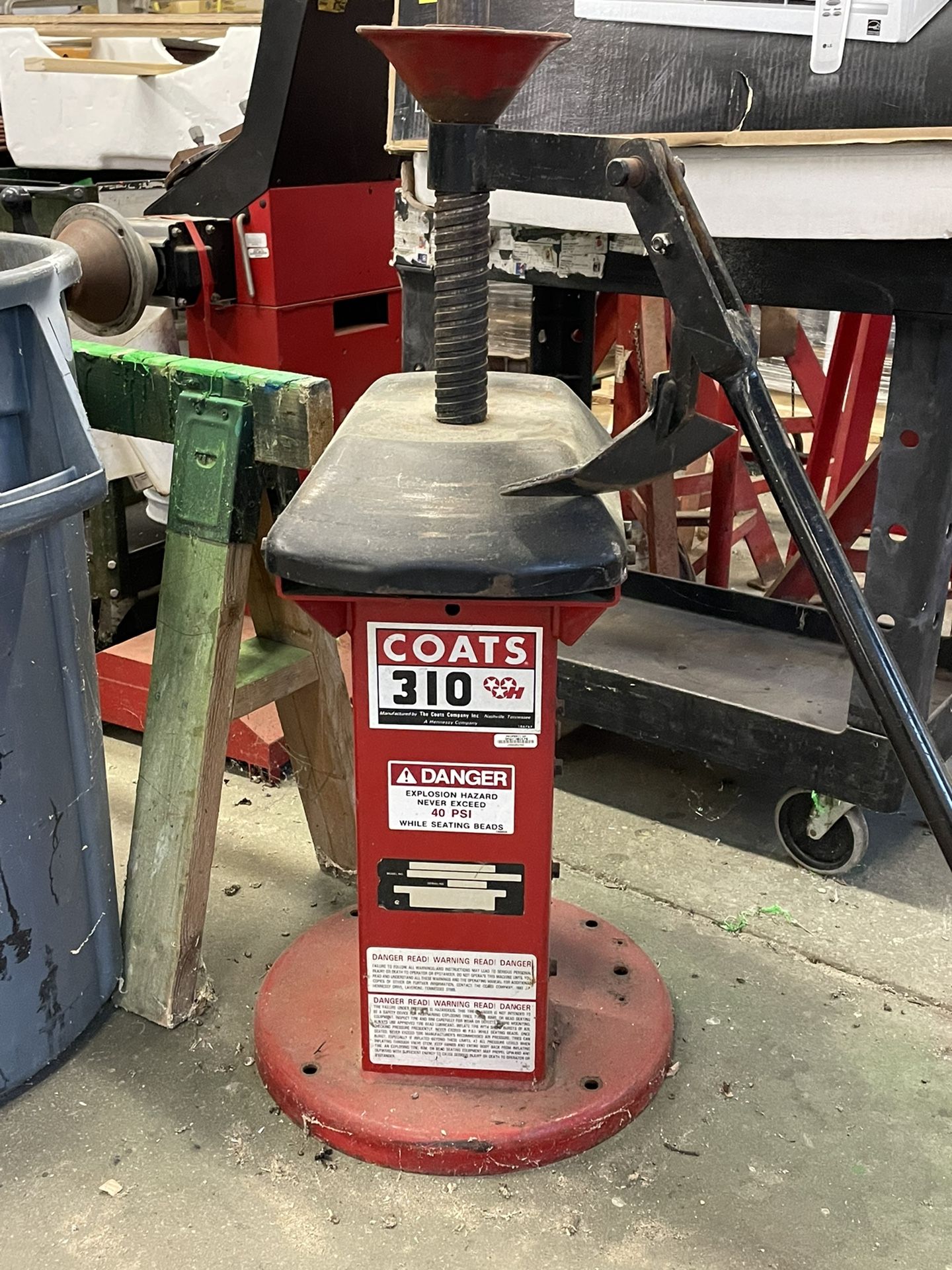 Coats 310 Manual Tire Machine 