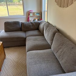 Gray Sectional Sofa (thomasville)