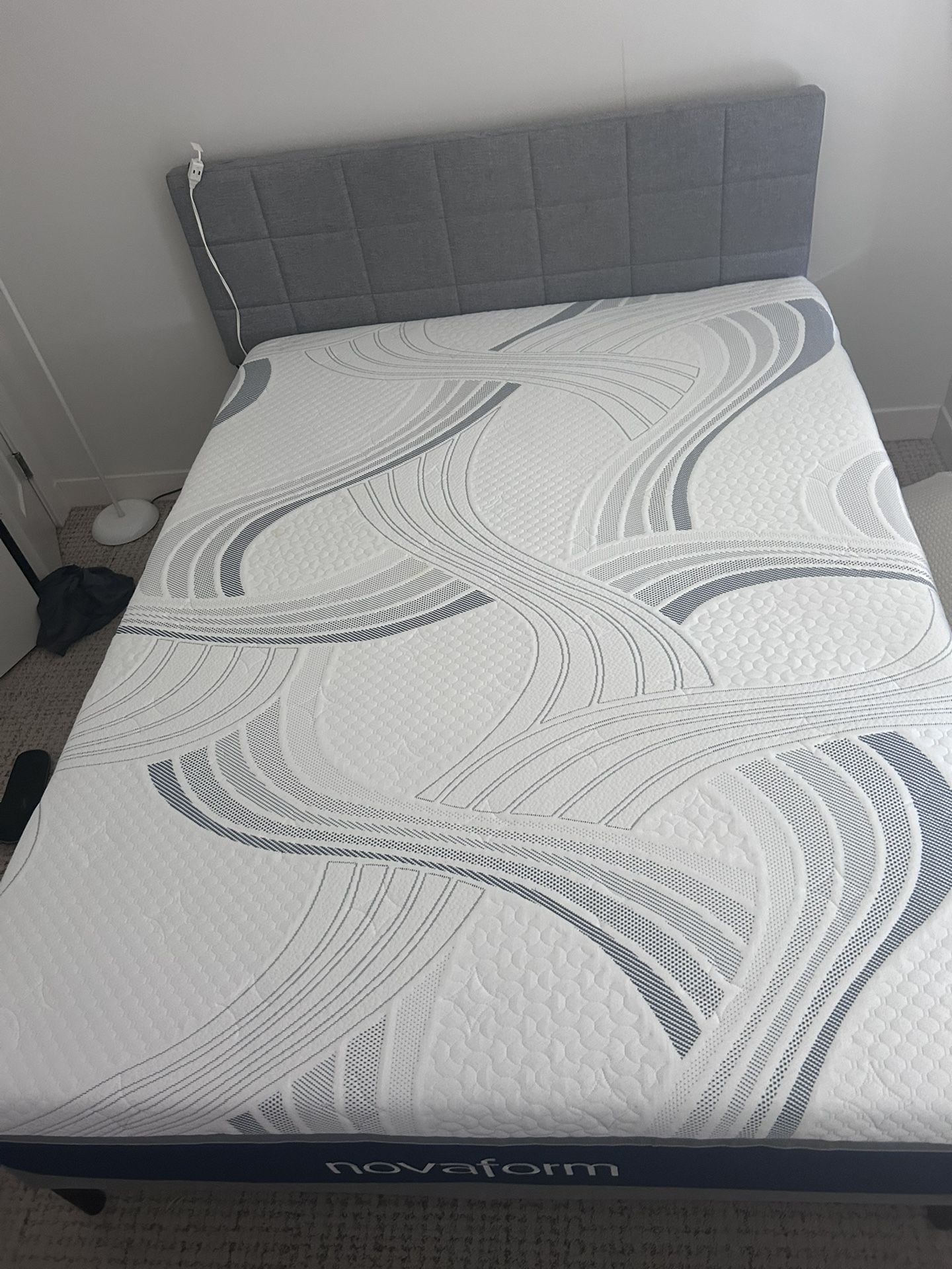 Queen Size Bed Frame With Head Board