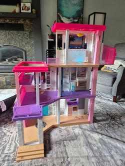 Barbie dream house!