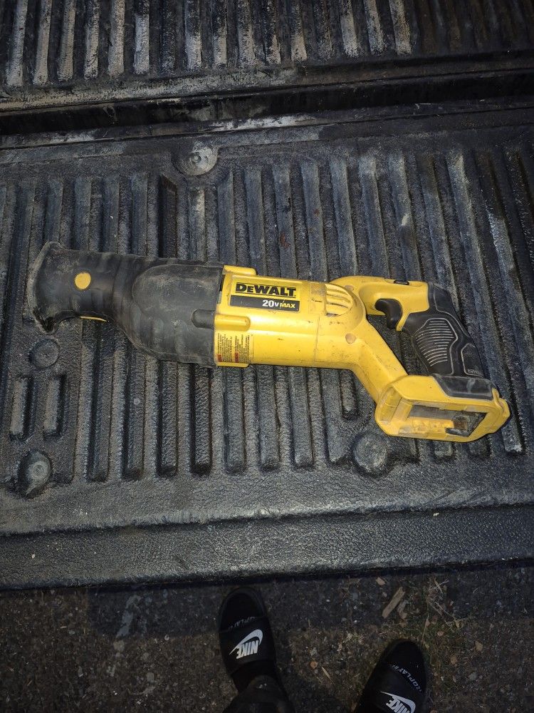 Reciprocating Saw Dewalt