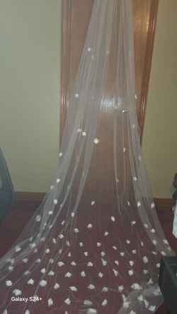 Davids Bridal Wedding Dress