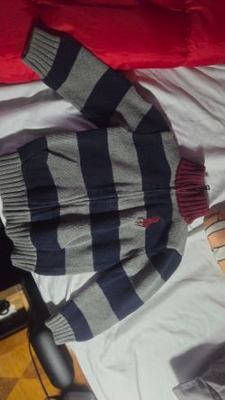 Polo sweater