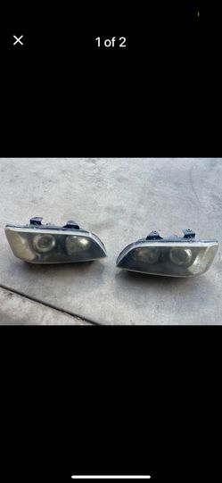Pontiac G8 Headlights