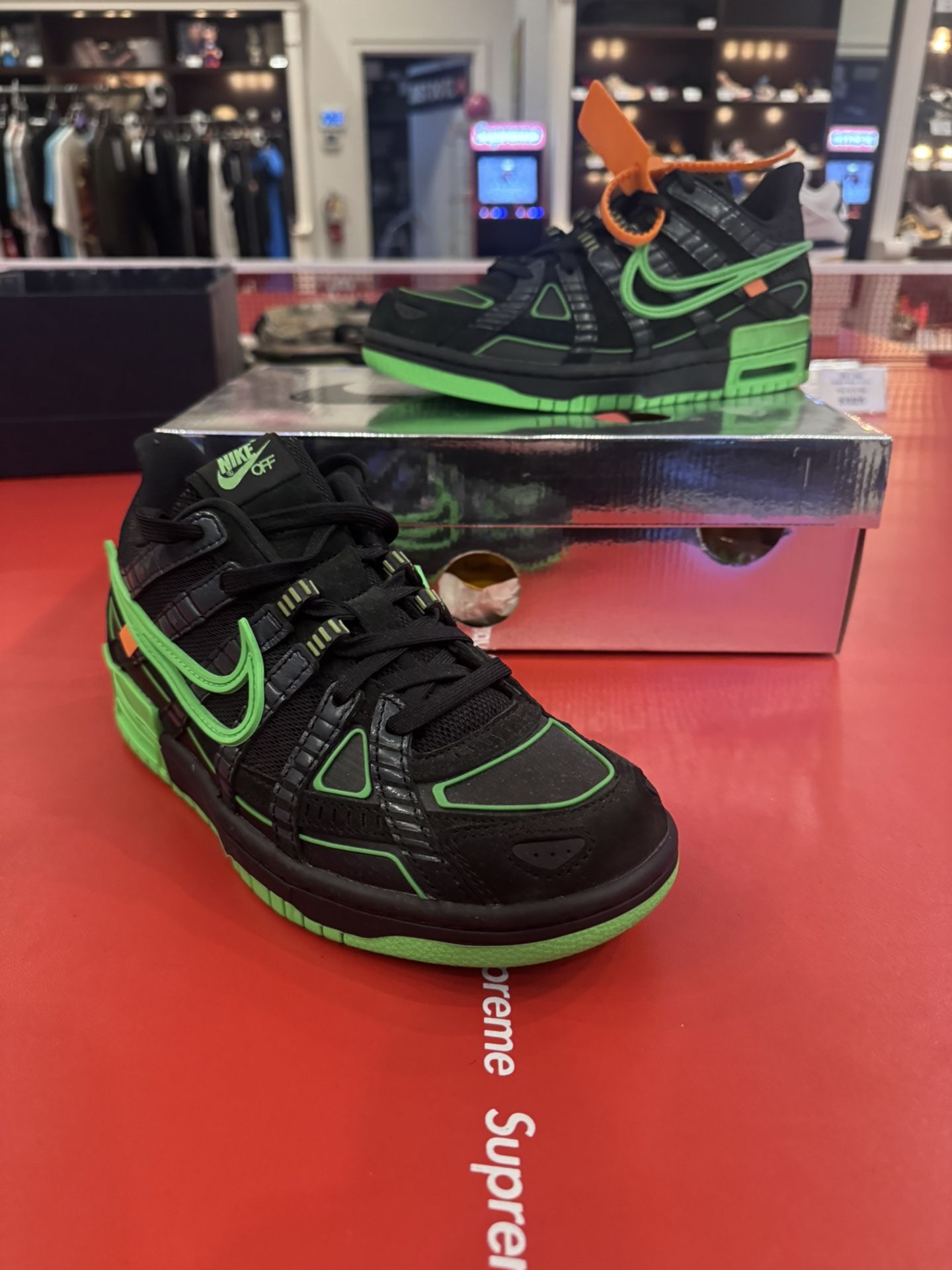 Nike x Off White ‘Rubber Dunks’ Size 6.5M/8W