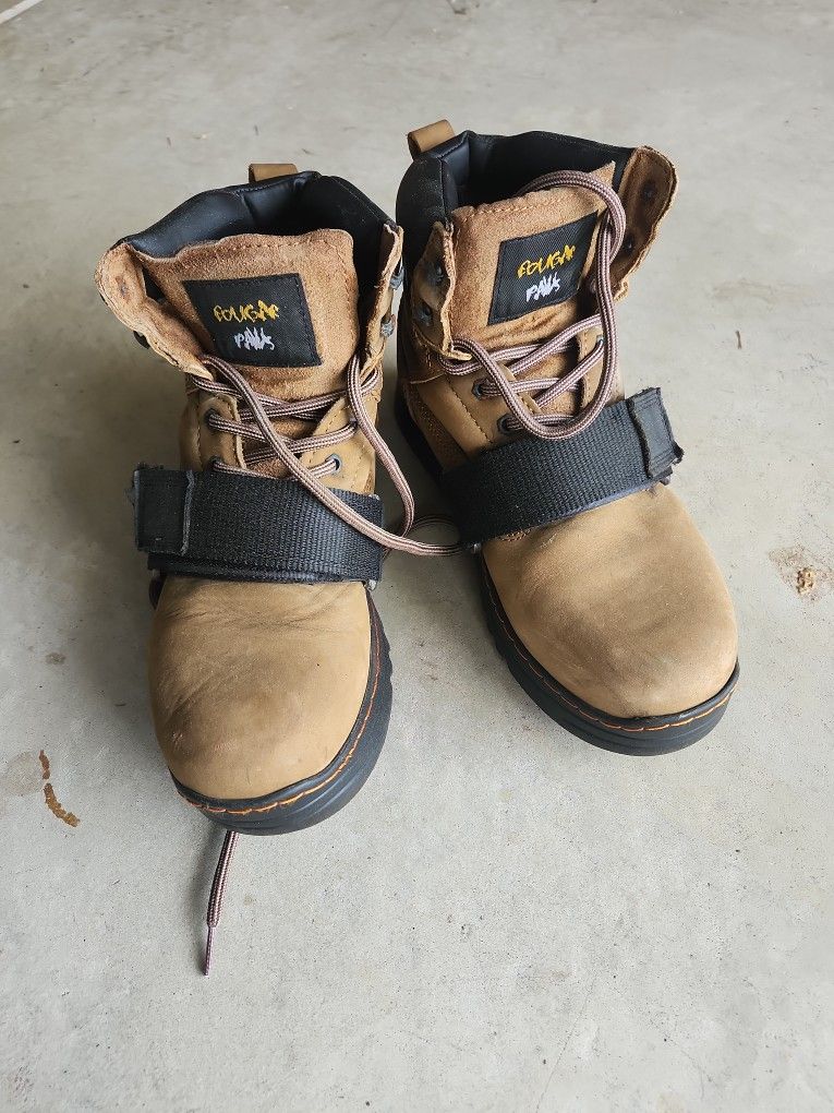 Cougar Paws - Size 9