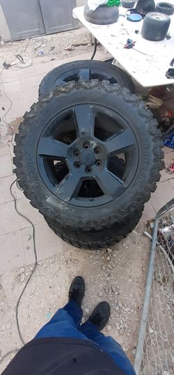 Chevy rims with tires