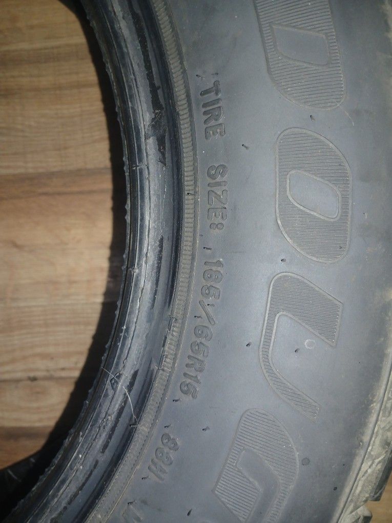 185/65/15 Good Tire Cheap 25$ Toyota Prius