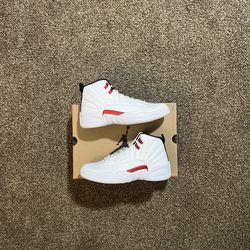 Jordan 12 Twist Size 9