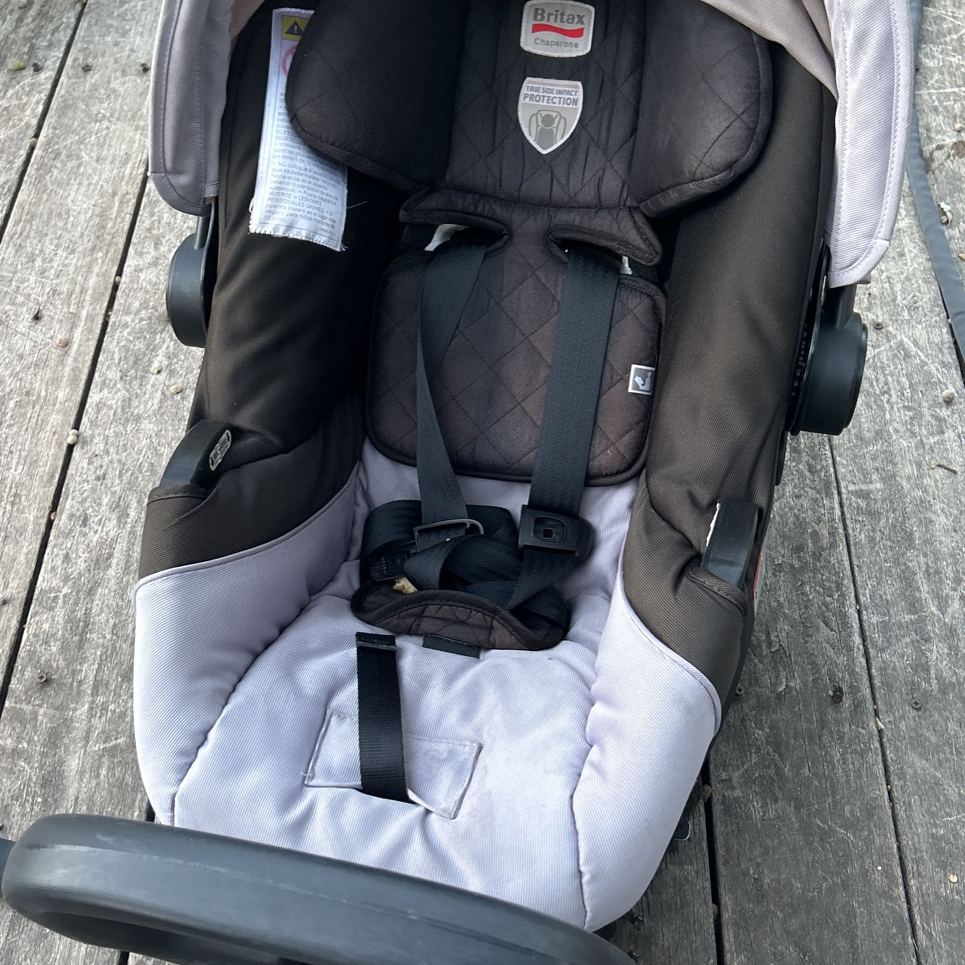Britax Chaperone Baby Car seat Side Impact Black And Grey