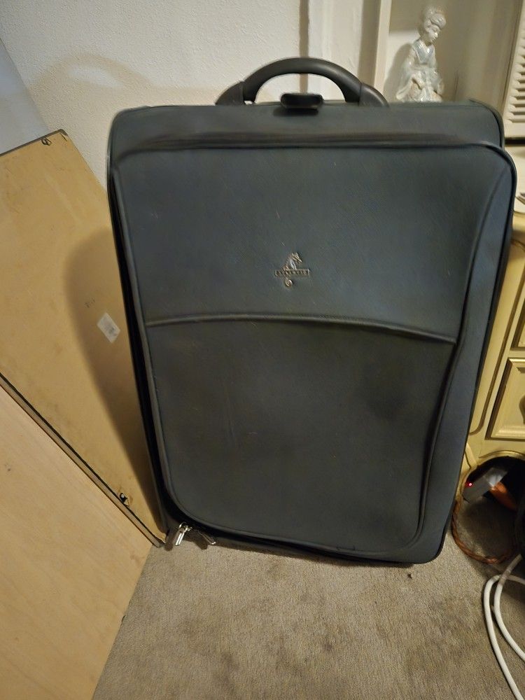Atlantic Roll Around Suitcase