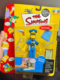 Sweet 🙌 !! 2001 Vintage The Simpsons World of Springfield Officer Marge Figure (Series 7) !