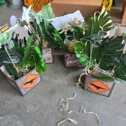 Dino party decorations